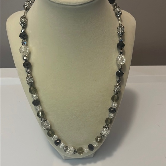 unbranded Jewelry - Black, topaz and white Glass Beaded Necklace with a toggle clasp